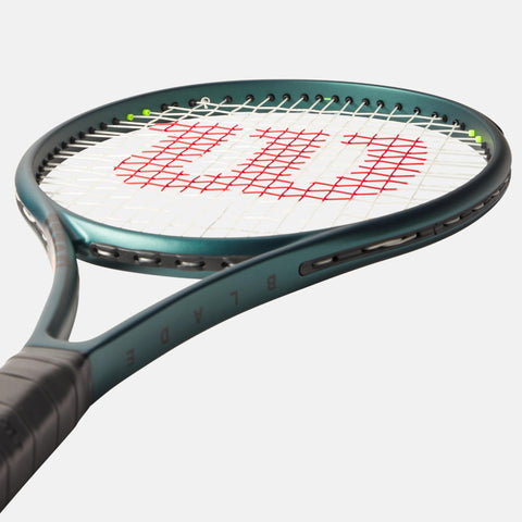 Raquette de tennis Wilson Blade 100UL V9