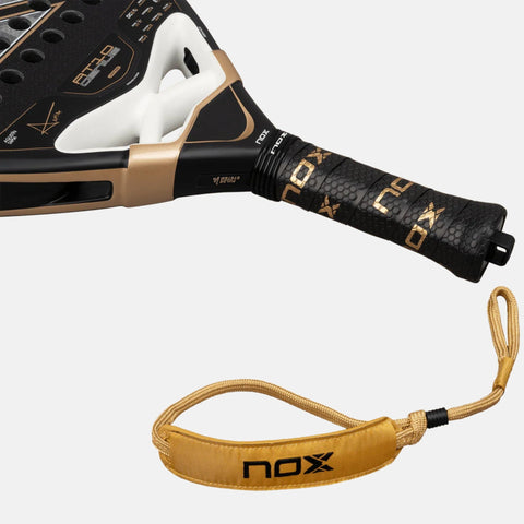 Raquette de padel NOX AT10 Luxury Genius 18K Alum Agustín Tapia 2026